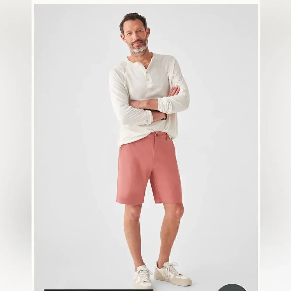 FAHERTY All Day™ Shorts Men Size 42 Inseam 9”